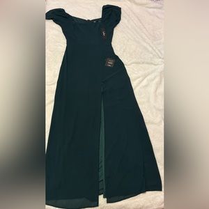 Formal Dress made by Lulus (Tags still Attached) Minor Fraying on Slit, Size M
